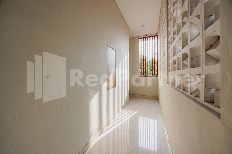 Others 5, Hotel Gandamanah Mitra RedDoorz, Bekasi