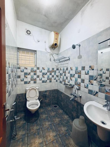 Bathroom, Blessing holidays, The Nilgiris