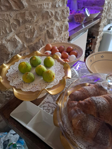 Food & Drinks 5, Torre Pendio b&b, Bari