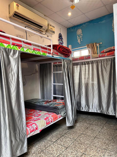 Bedroom 3, Flamingos, Jaipur
