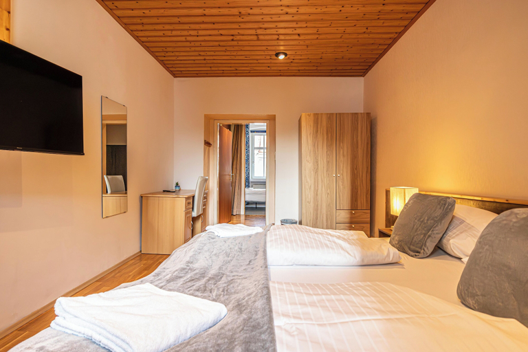 Room 5, Vienna Spacious 2BR Apt Long Stay, Wien