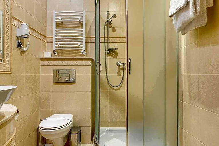 Bathroom 4, Hotel Diament Arsenal Palace Katowice/Chorzów, Siemianowice Śląskie