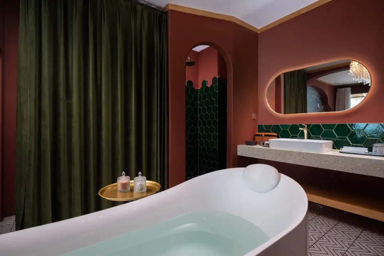 Bathroom 4, Dali Pure-Soul Seaview Resort Hotel, Dali Bai