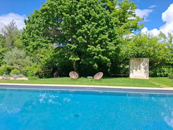 Sport & Beauty 4, Mas Notre-Dame, Adults only, situation ideale, grand jardin paisible, Ardèche