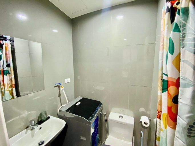 Bathroom 5, SMDC Air Residences Makati, Makati City