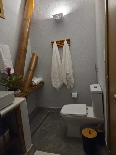 Bathroom 3, CASA BAMBU ANGRA, Angra dos Reis
