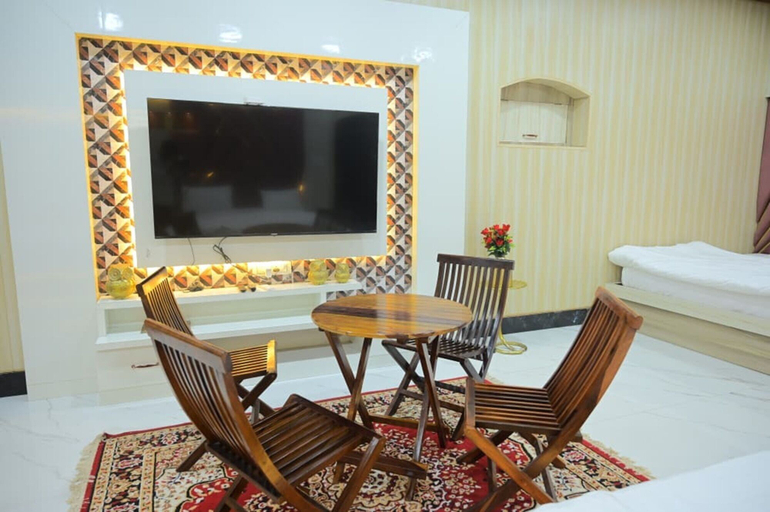 Room 4, Saryu River View- Kanchan Bhawan, Faizabad