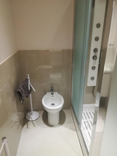 Bathroom 3, Gabri Holiday House, Catania