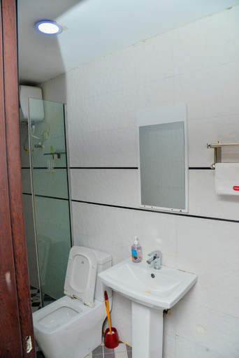Bathroom 2, Triple Tee Luxury Hotel & Service Apartments Surulere, Mainland