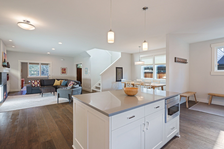 Interior 5, Hillside Haven 4 Bedroom Home by RedAwning, Deschutes