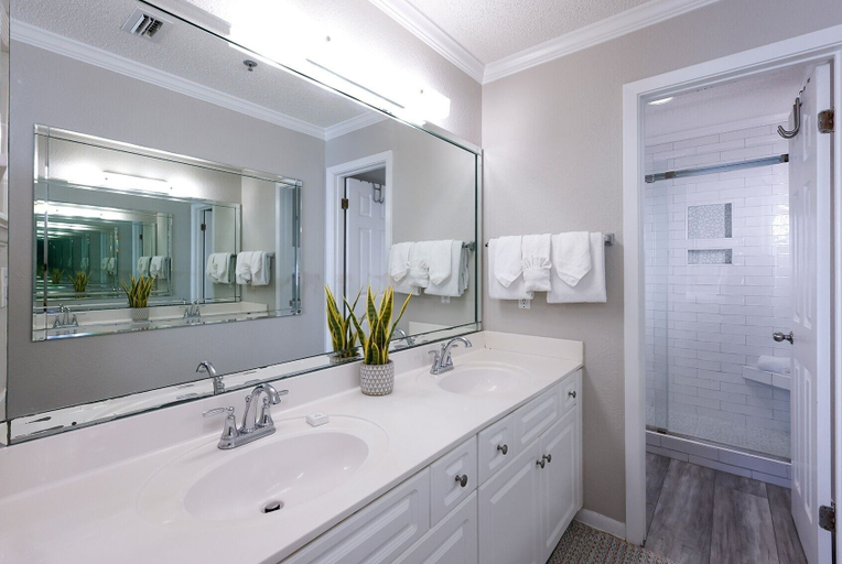 Bathroom 4, Phoenix V 1403 3 Bedroom Condo, Baldwin