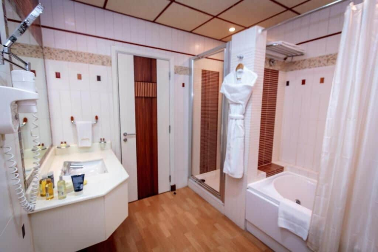Bathroom 4, City Center Hotel, Manama