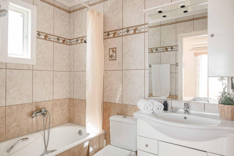Bathroom 2, Villa Angeliki Skala, Ionian Islands