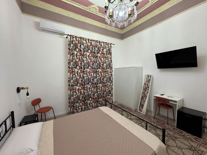 Bedroom 3, Caltur B&B, Palermo