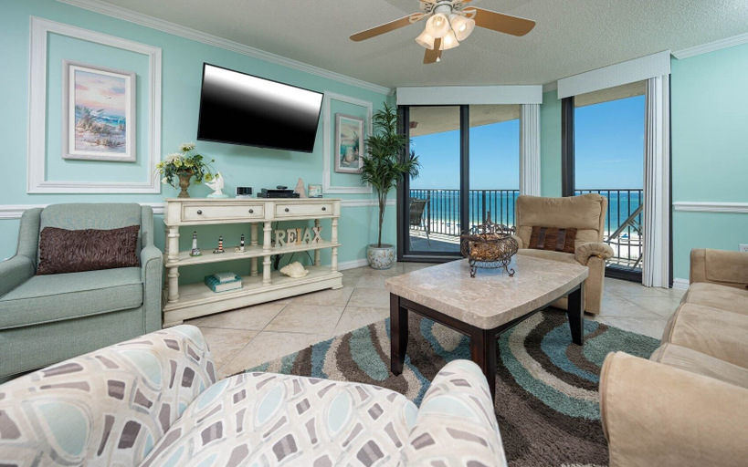 Living area 2, Phoenix East 509 2 Bedroom Condo, Baldwin