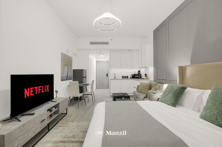 Room 4, Manzil - Lux Studio close to Circle Mall, Dubai
