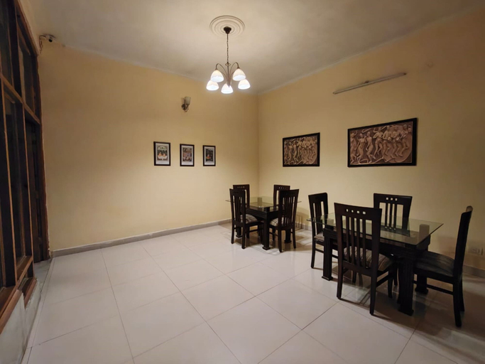 Dining, Hotel Downtown Kangra, Kangra