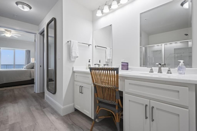 Bathroom 5, Perdido Dunes Tower 6e 4 Bedroom Condo, Baldwin