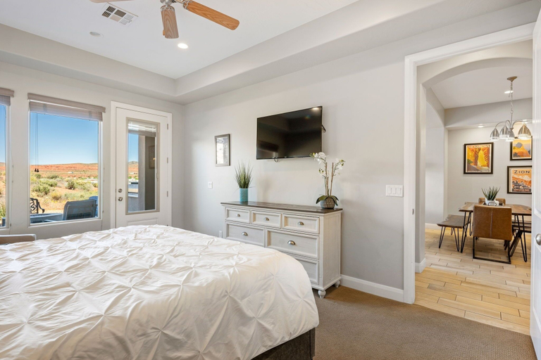 Bedroom 3, Views Over Coral Canyon by RedAwning, Washington