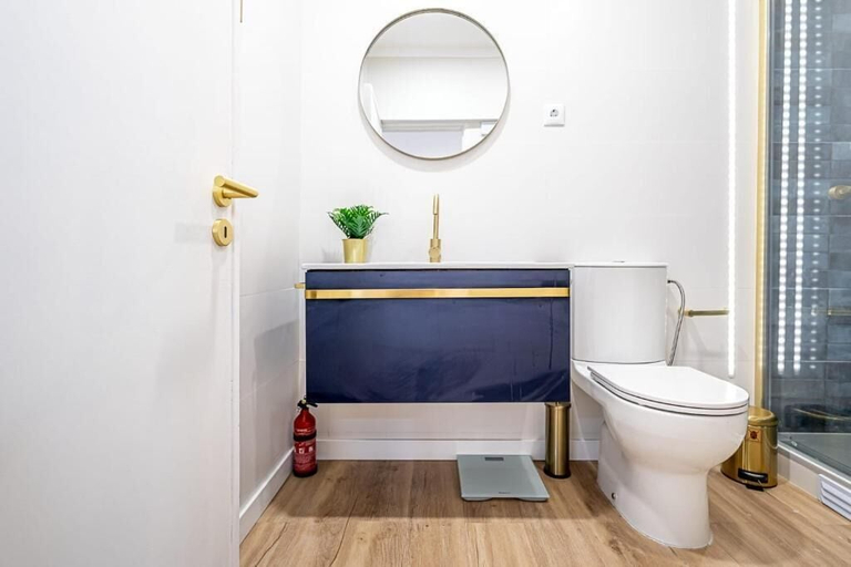 Bathroom 2, Le Atelier by Lisbon with Sintra, Cascais