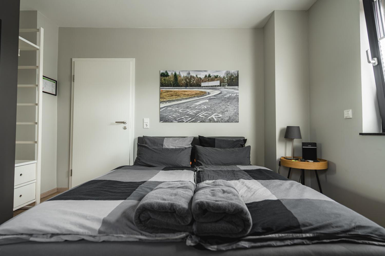 Bedroom 4, NurbLife Hotel, Ahrweiler