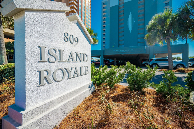 Property grounds, Island Royale 404 2 Bedroom Condo, Baldwin