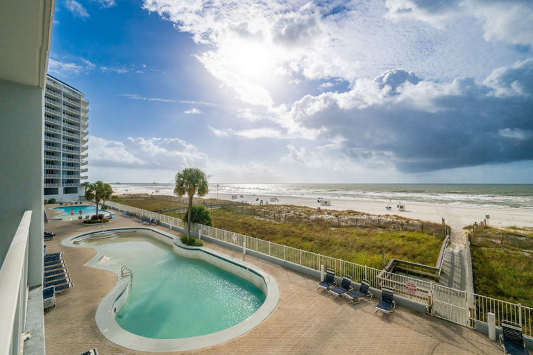 Pool 4, Lighthouse 215 3 Bedroom Condo, Baldwin