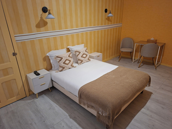 Bedroom 5, Hôtel JurJura, Jura