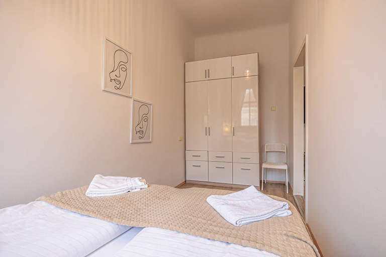 Room 2, Long Stay 1BR Near Wiener Stadthalle, Wien