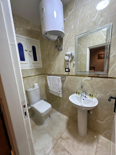 Bathroom 5, GREAT PYRAMIDS View lodge, Al-Ahram
