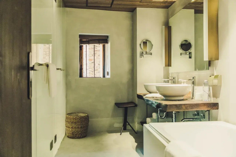 Bathroom 3, Tsingpu Tulou Retreat, Zhangzhou