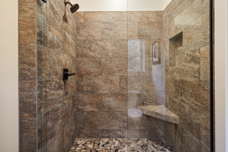 Bathroom 4, Trails End 5 Bedroom Home by RedAwning, Deschutes