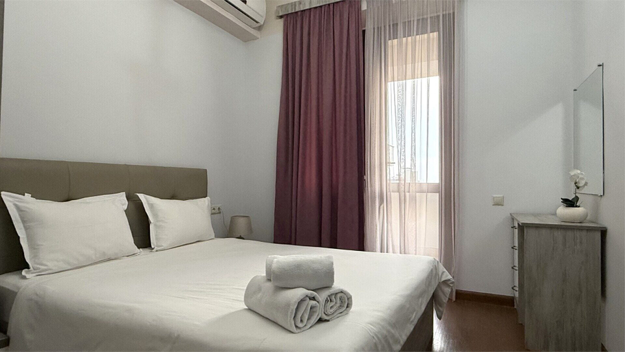 Room 3, 1-Bedroom apt with Balcony by Sweet Home, Yerevan