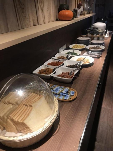 Food & Drinks 5, Roppongi Motel Dalian, Pingtung