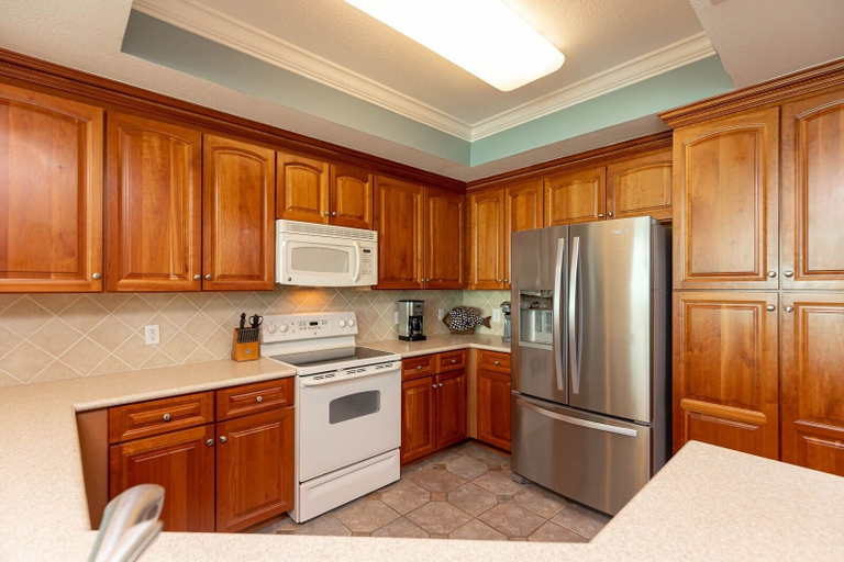 Private kitchen 3, Phoenix Ix 502 2 Bedroom Condo, Escambia