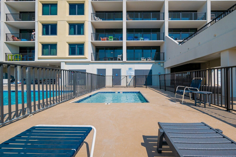 Pool 4, Island Winds West 671 2 Bedroom Condo, Baldwin