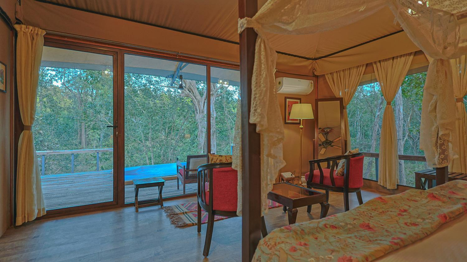 Bedroom 2, Saja and Sal The Tents, Balaghat