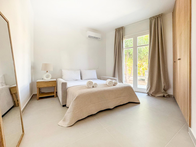 Bedroom 2, Sanders Paros Gardens - Roomy 1-Bdr Apt w Balcony, South Aegean