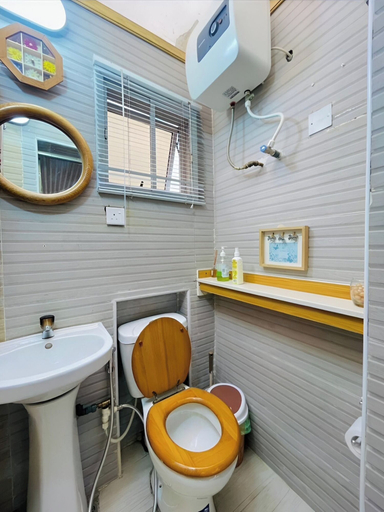 Bathroom 3, Divine Grace Apartment, Surulere