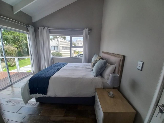 Bedroom 4, Oaklands On The Knoll by Dream Resorts, Eden