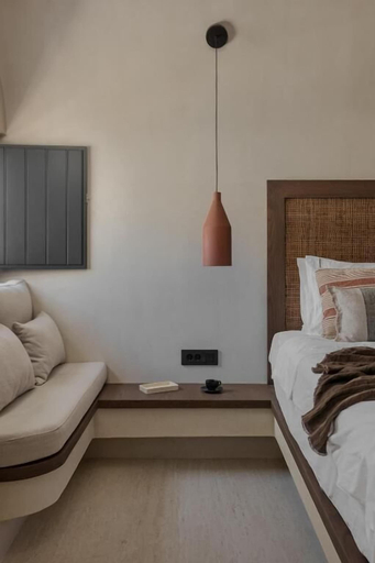 Room 2, Akri Santorini with heated Jacuzzi, South Aegean