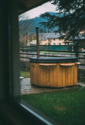 Others 4, Cabana Gura Voronetului, Gura Humorului