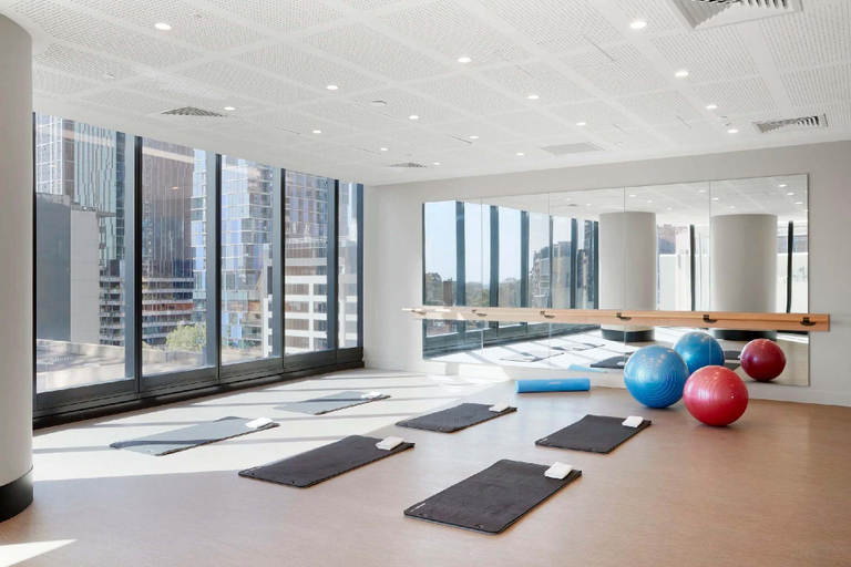 3, lvl35 Uno Melbourne CBD with City View, Melbourne