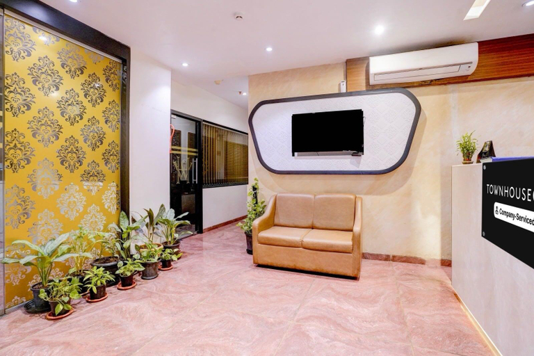 Reception, Townhouse Oak Titvala Railway Junction Formerly Sai Dhan Residency, Thane