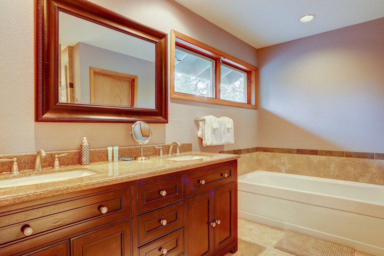 Bathroom 4, 16 Yellow Pine 3 Bedroom Home by RedAwning, Deschutes