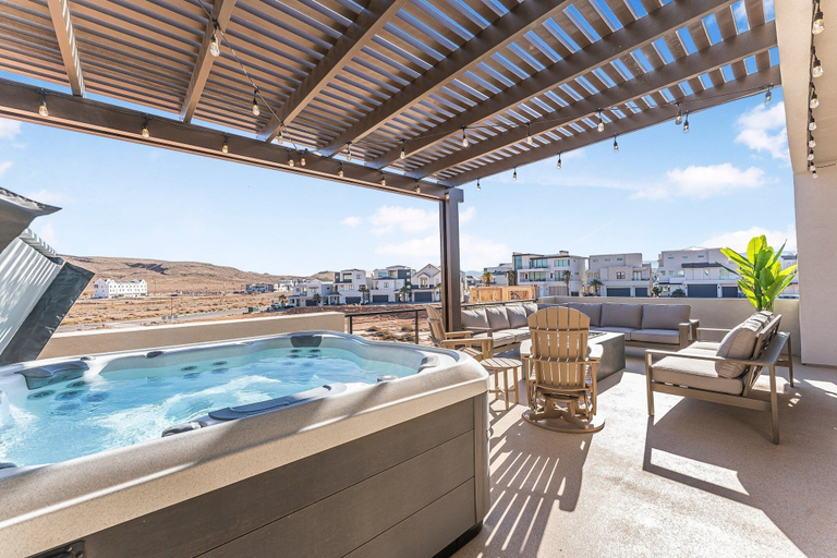 Terrace/patio 3, Slickrock Shore 8 Bedroom Townhouse, Washington