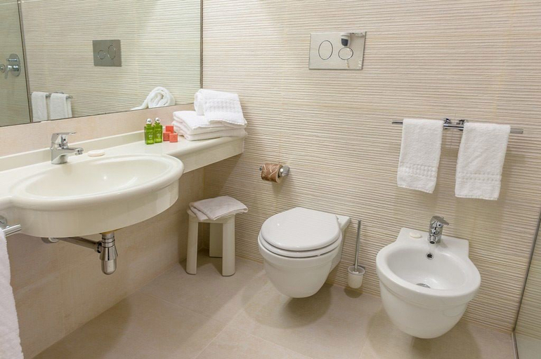 Others 3, Hotel Acacia Marina, Ragusa