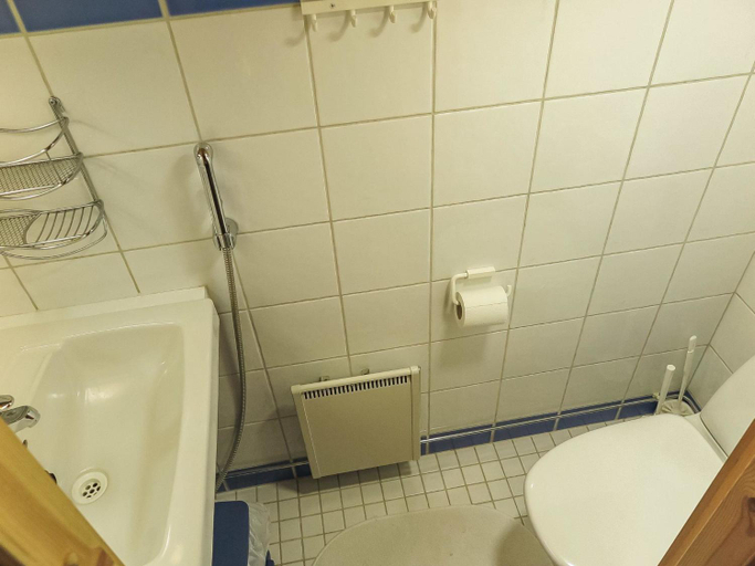 Bathroom 3, Holiday Home Riekkoluosto by Interhome, Lapland