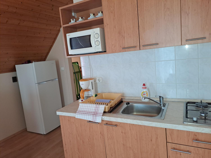 Others 2, Alinka Apartmanhaz, Fonyód