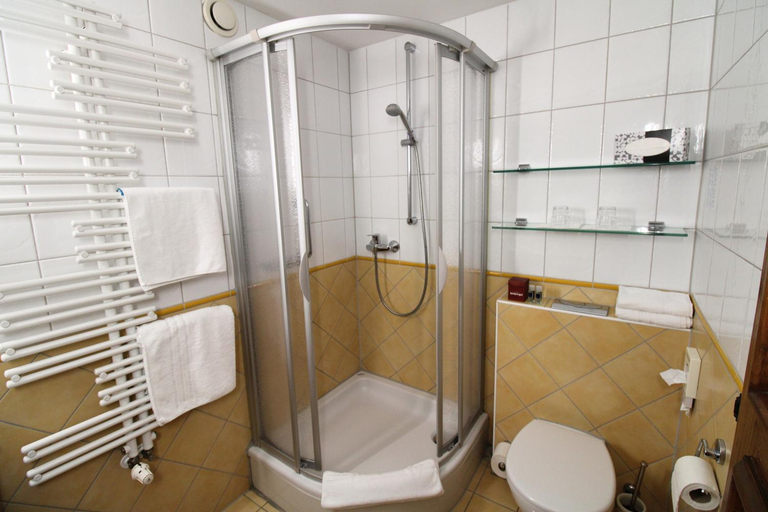 Bathroom 5, Hotel & Residence Hochriegel, Freyung-Grafenau